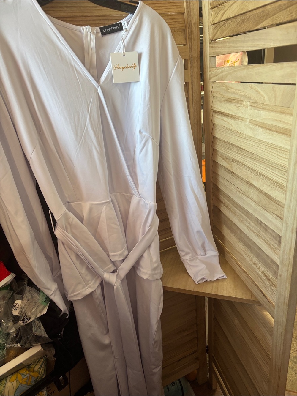 Sexy Cherry Stretchy White Dress with Tie Belt XL NWT